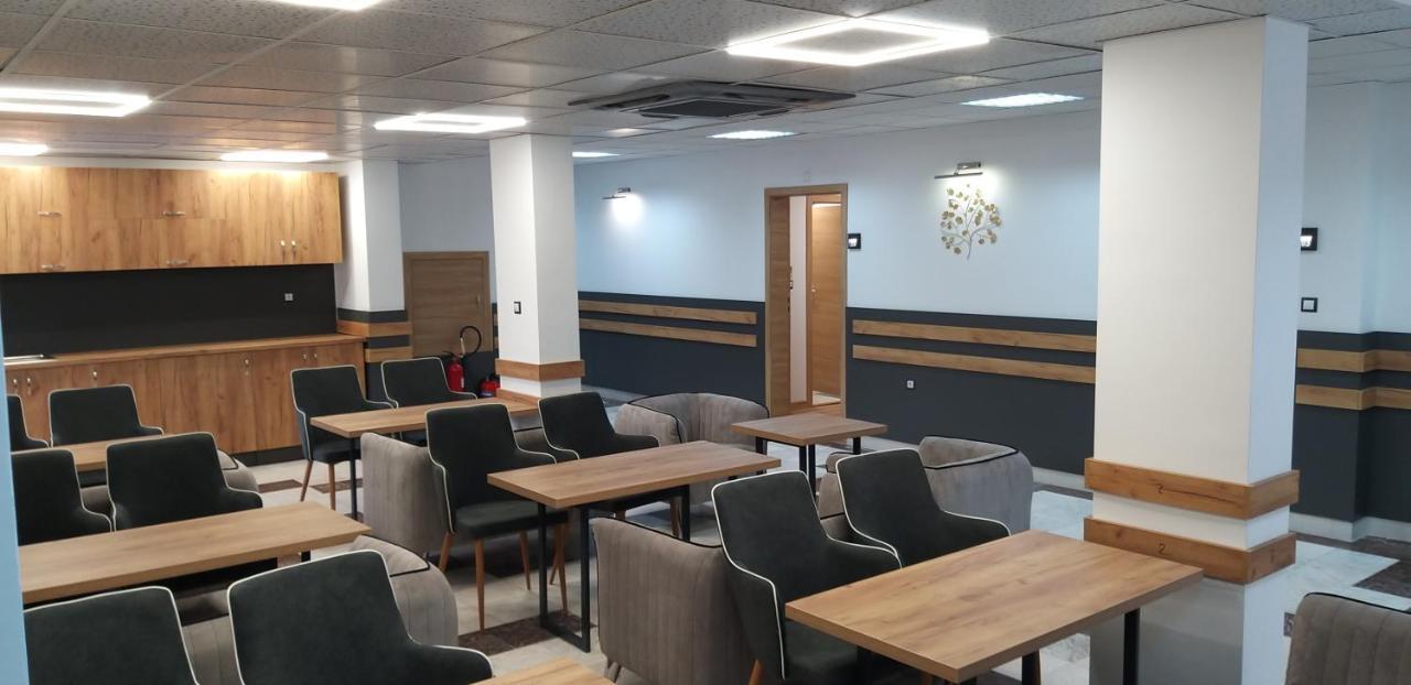 Хотел Визия Haskovo Ngoại thất bức ảnh